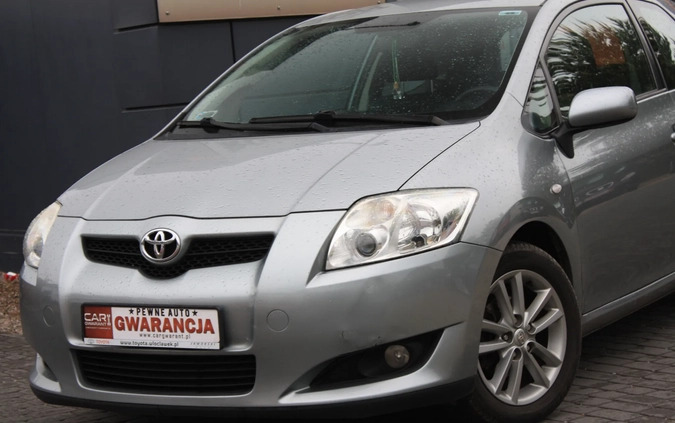 Toyota Auris cena 16900 przebieg: 292000, rok produkcji 2008 z Łuków małe 407